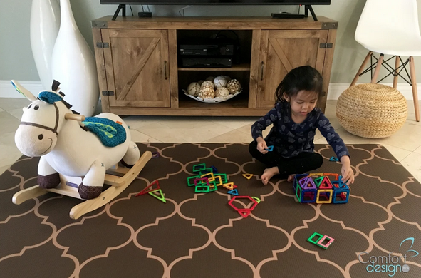 How to Design a Stylish Family-Friendly Living Room