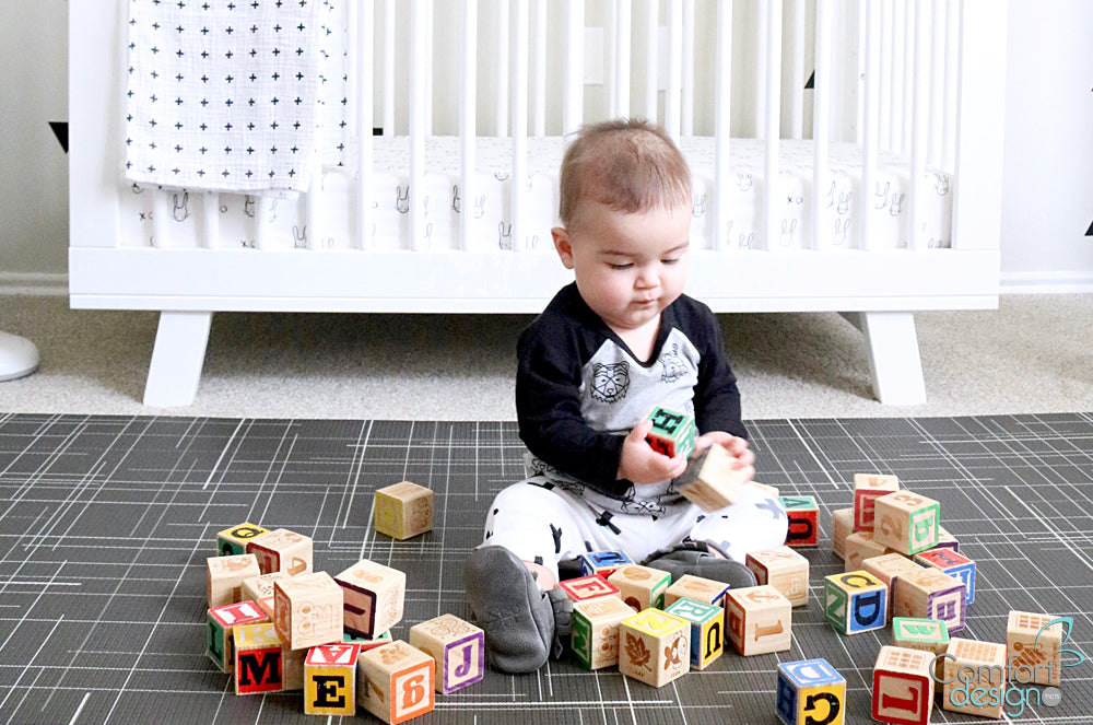 Black Linen Play Mat FINAL SALE